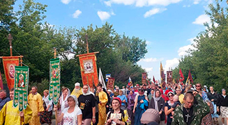 МИТРОФАНО-ТИХОНОВСКИЙ КРЕСТНЫЙ ХОД