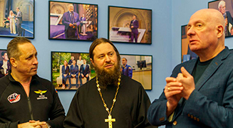 В МУЗЕЕ КОСМОНАВТИКИ